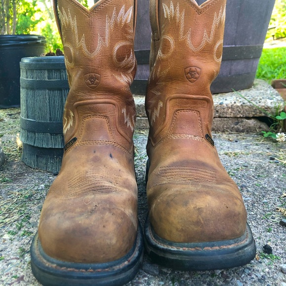 workhog waterproof composite toe work boot